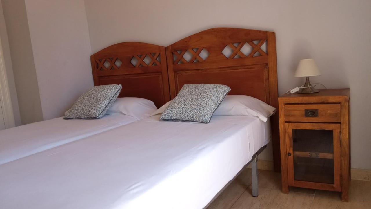 Habitaciones Jacaranda Aguadulce  Buitenkant foto